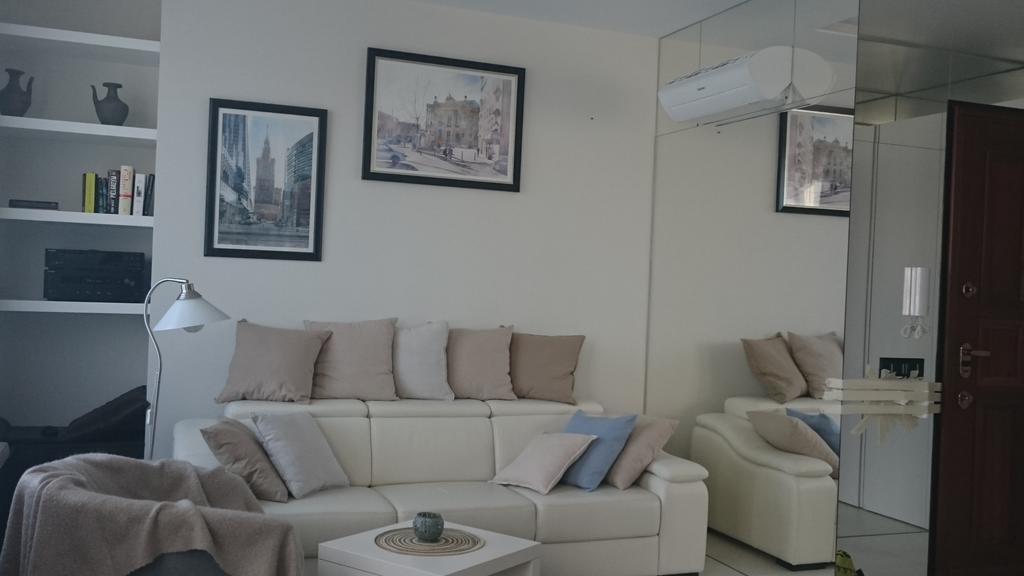 Okolnik Apartment ワルシャワ エクステリア 写真
